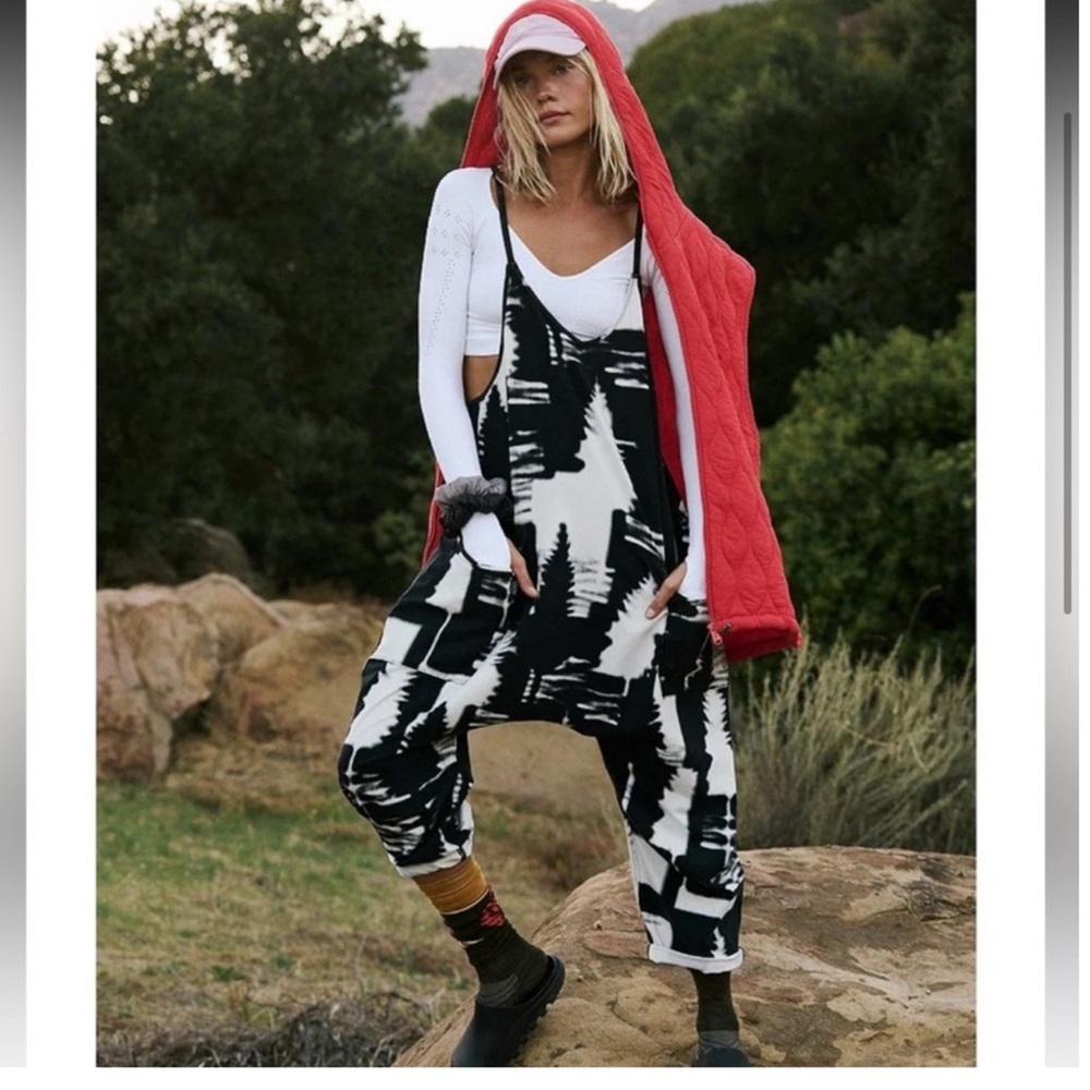 Free People Movement Hot Shot Forrest Black and White Jumpsuit Onesie Medium